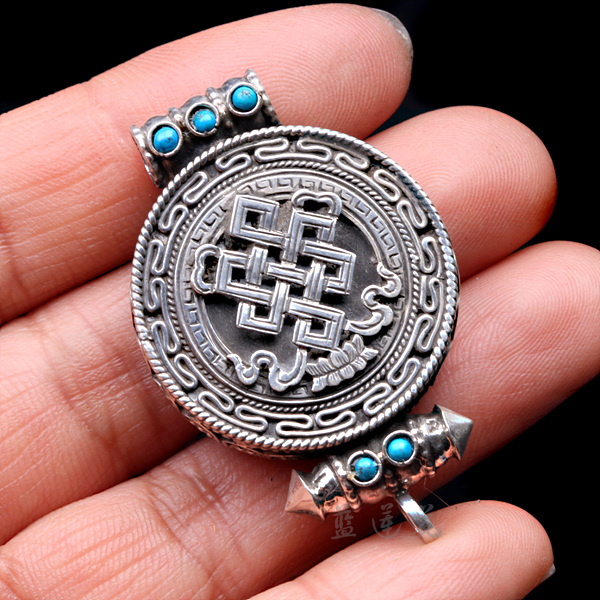 Nepal Handmade 925 Sterling Silver Turquoise Endless Knot Gaudencio Box